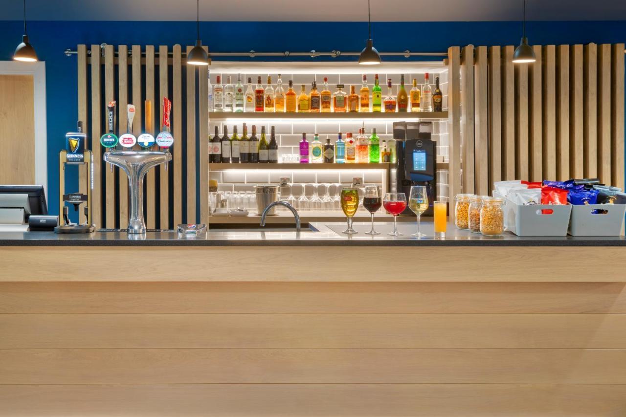 Express Cambridge West - By Ihg Hotel
